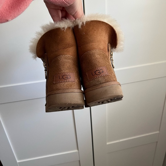 UGG Bailey zip mini - Picture 9 of 11